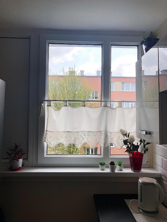 Kawalerka - Jelenia Gora, Dziel. Zabobrze Apartment Luaran gambar